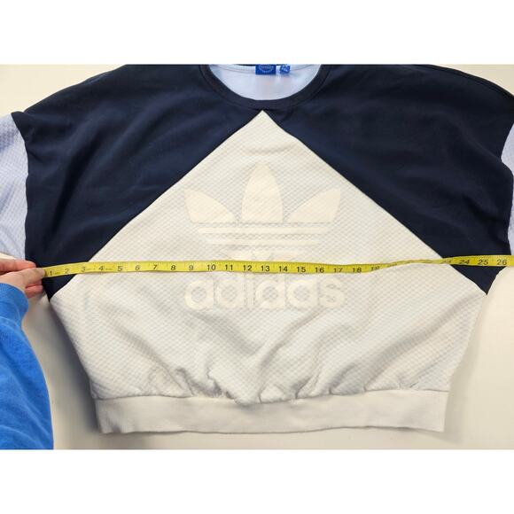 adidas Originals Helsinki Crew-Neck Sweatshirt US M fleece lined Batwing Sweater - Picture 10 of 11